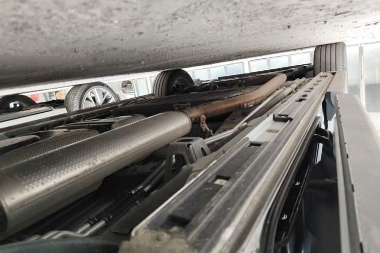 Used GAC Trumpchi M8 2024 Master Series Super Hybrid Edition Left Side Sill