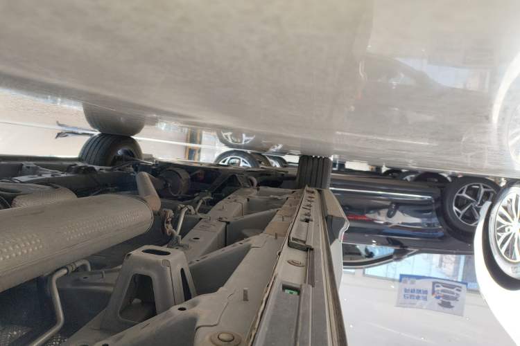 Used GAC Trumpchi M8 2024 Master Series 400T Ultimate Edition Left Side Sill