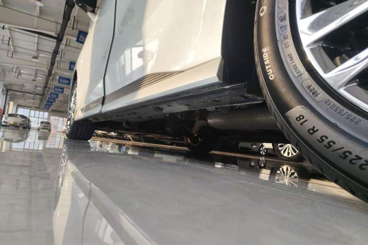 Used GAC Trumpchi M8 2024 Zongshi Series 400T Ultimate Edition Left Side Sill