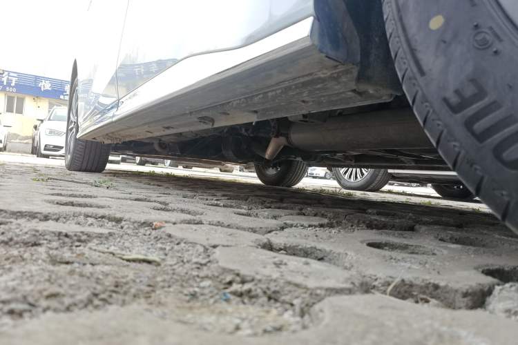 Used GAC Trumpchi M8 2024 Master Series 400T Prestige Edition Left Side Sill