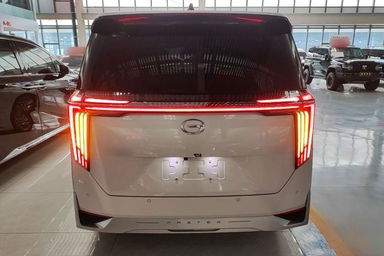 Used GAC Trumpchi M8 2024 Zongshi Series 400T Pioneer Edition Rear