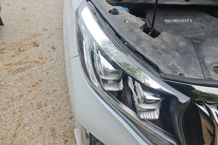 Used GAC Trumpchi M8 2024 Lingxiu Series 390T Deluxe Edition Right Front Headlight