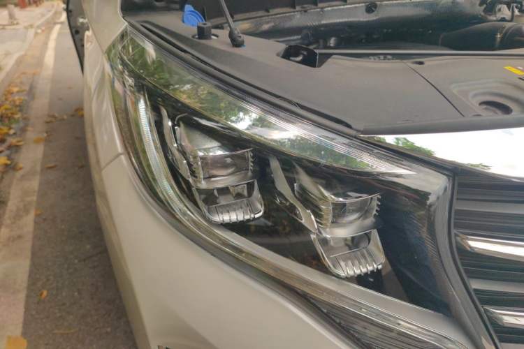 Used GAC Trumpchi M8 2024 Lingxiu Series 390T Luxury Edition Right Front Headlight