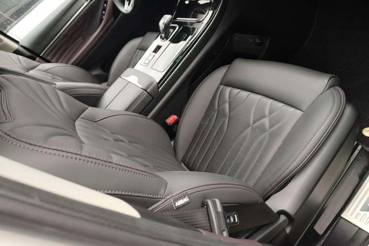 Used GAC Trumpchi M8 2024 Master Series 400T Prestige Edition Right Front Seat