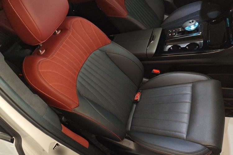 Used GAC Trumpchi M8 2024 Zongshi Series 400T Pioneer Edition Right Front Seat