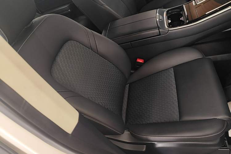 Used GAC Trumpchi M8 2024 Lingxiu Series 390T Luxury Edition Right Front Seat