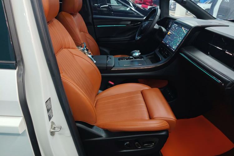 Used GAC Trumpchi M8 2024 Zongshi Series Dual-Motor YuZun Edition