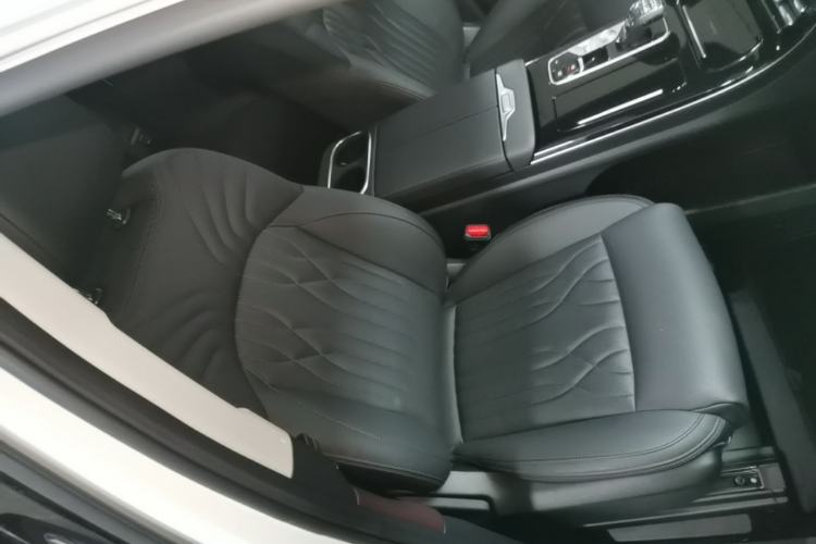 Used GAC Trumpchi M8 2024 Master Series 400T Prestige Edition Right Front Seat