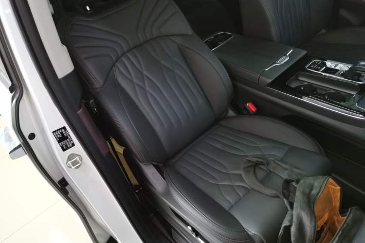 Used GAC Trumpchi M8 2024 Master Series 400T Ultimate Edition Right Front Seat