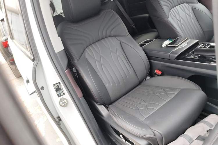 Used GAC Trumpchi M8 2024 Master Series Super Hybrid Edition Right Front Seat