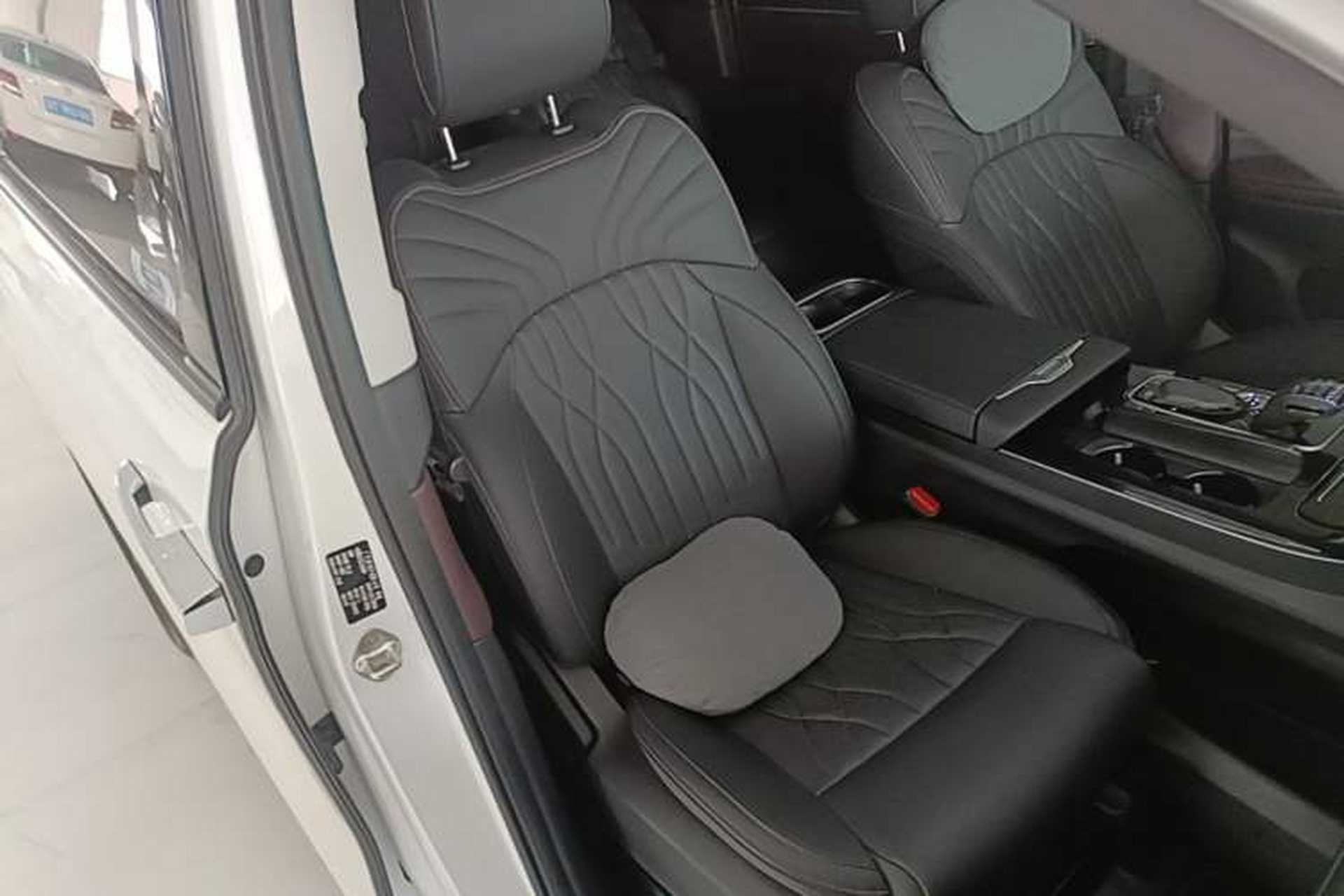 Used GAC Trumpchi M8 2024 Master Series 400T Prestige Edition Right Front Seat