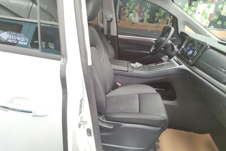 Used GAC Trumpchi M8 2024 Lingxiu Series 390T Luxury Edition Right Front Seat