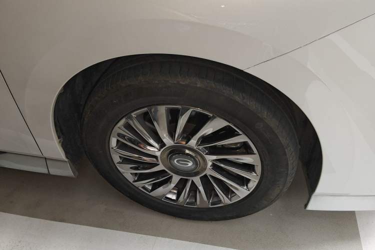 Used GAC Trumpchi M8 2024 Zongshi Series 400T Pioneer Edition Right Front Wheel Hub