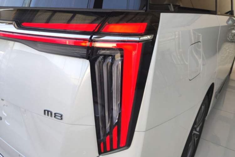 Used GAC Trumpchi M8 2024 Master Series 400T Prestige Edition Right Rear Taillight