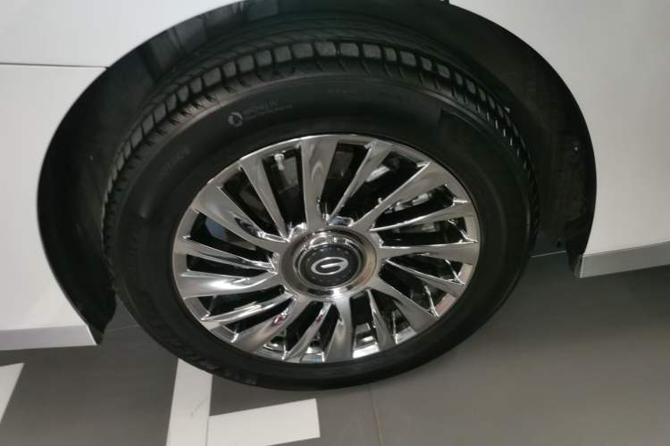 Used GAC Trumpchi M8 2024 Zongshi Series 400T Pioneer Edition Right Rear Wheel Hub