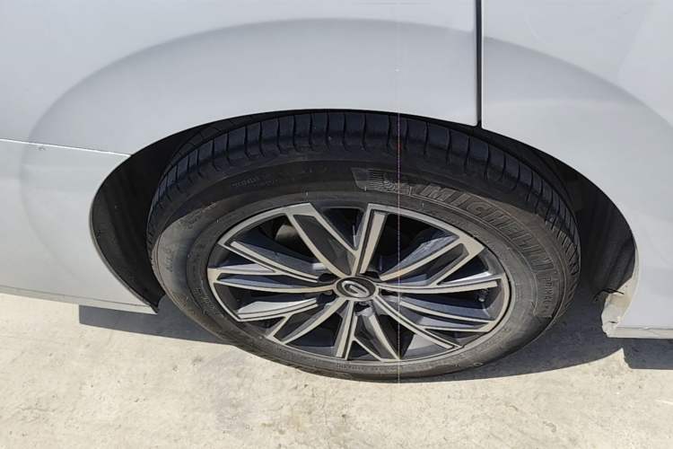 Used GAC Trumpchi M8 2024 Master Series 400T Ultimate Edition Right Rear Wheel Hub