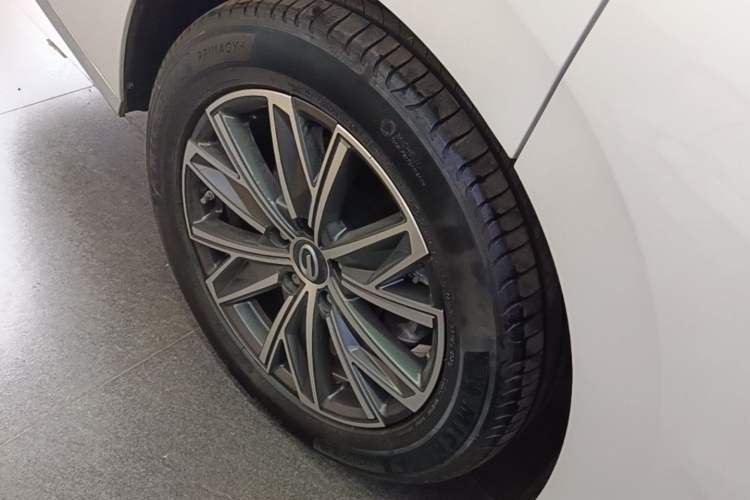 Used GAC Trumpchi M8 2024 Master Series 400T Ultimate Edition Right Rear Wheel Hub
