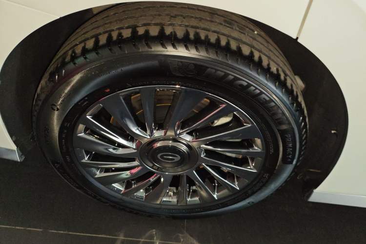 Used GAC Trumpchi M8 2024 Zongshi Series 400T Pioneer Edition Right Rear Wheel Hub