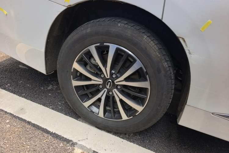 Used GAC Trumpchi M8 2024 Lingxiu Series 390T Luxury Edition Right Rear Wheel Hub