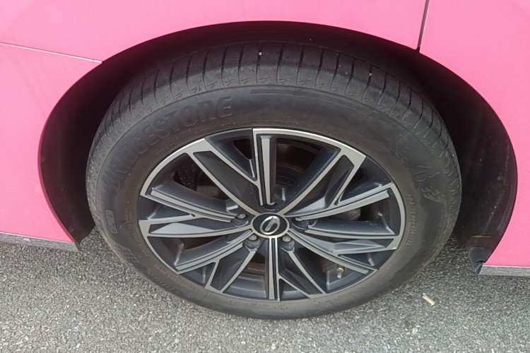 Used GAC Trumpchi M8 2024 Master Series 400T Prestige Edition Right Rear Wheel Hub