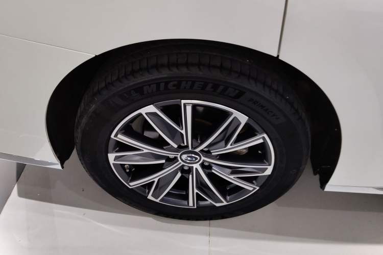 Used GAC Trumpchi M8 2024 Master Series 400T Ultimate Edition Right Rear Wheel Hub