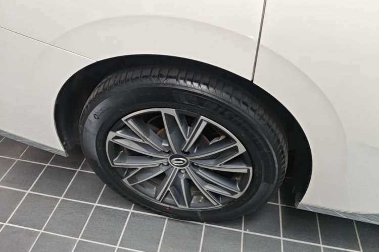 Used GAC Trumpchi M8 2024 Master Series 400T Ultimate Edition Right Rear Wheel Hub