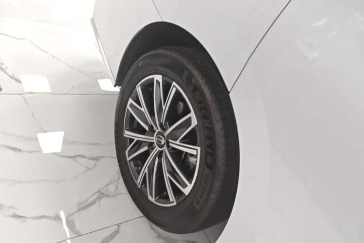 Used GAC Trumpchi M8 2024 Master Series 400T Ultimate Edition Right Rear Wheel Hub