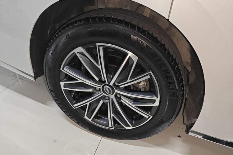 Used GAC Trumpchi M8 2024 Master Series 400T Ultimate Edition Right Rear Wheel Hub