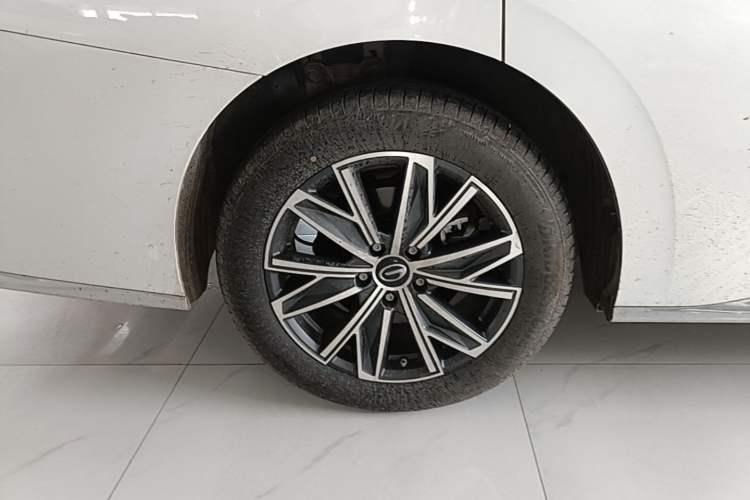 Used GAC Trumpchi M8 2024 Master Series 400T Prestige Edition Right Rear Wheel Hub