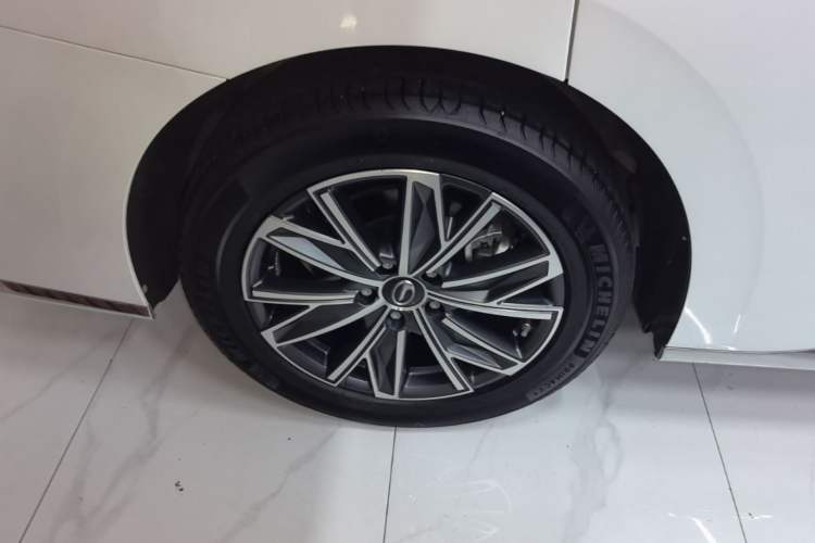 Used GAC Trumpchi M8 2024 Master Series 400T Ultimate Edition Right Rear Wheel Hub