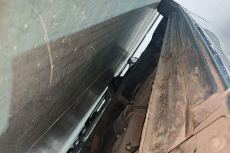 Used GAC Trumpchi M8 2024 Master Series 400T Prestige Edition Right Side Sill