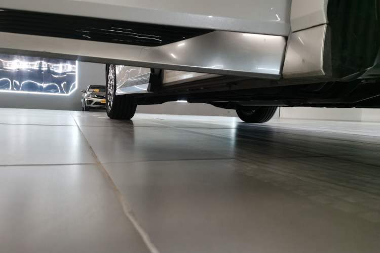 Used GAC Trumpchi M8 2024 Zongshi Series 400T Pioneer Edition Right Side Sill