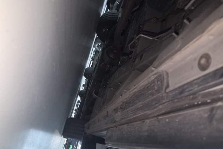 Used GAC Trumpchi M8 2024 Master Series 400T Ultimate Edition Right Side Sill
