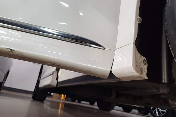 Used GAC Trumpchi M8 2024 Lingxiu Series 390T Deluxe Edition Right Side Sill