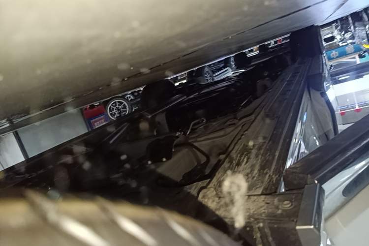Used GAC Trumpchi M8 2024 Master Series 400T Ultimate Edition Right Side Sill