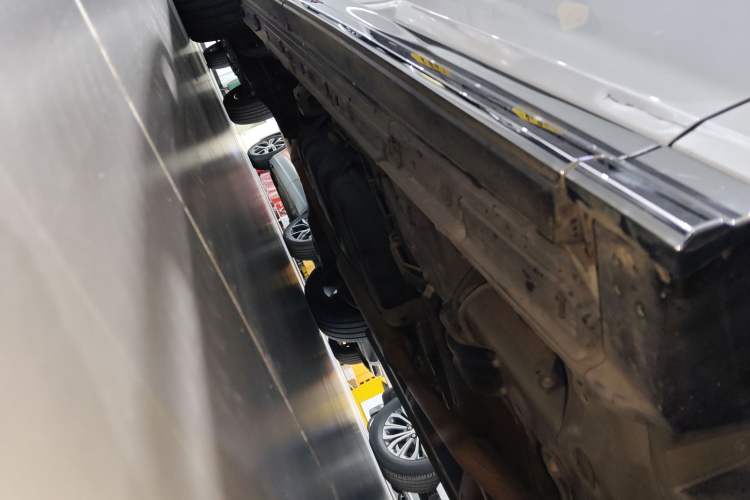 Used GAC Trumpchi M8 2024 Master Series 400T Ultimate Edition Right Side Sill