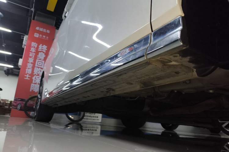 Used GAC Trumpchi M8 2024 Zongshi Series 400T Ultimate Edition Right Side Sill