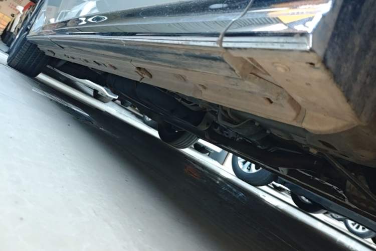 Used GAC Trumpchi M8 2024 Master Series 400T Ultimate Edition Right Side Sill