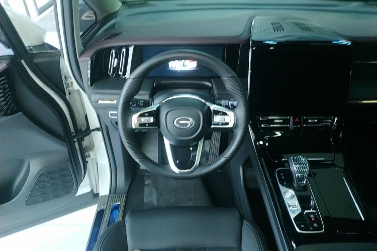 Used GAC Trumpchi M8 2024 Master Series 400T Ultimate Edition Steering Wheel
