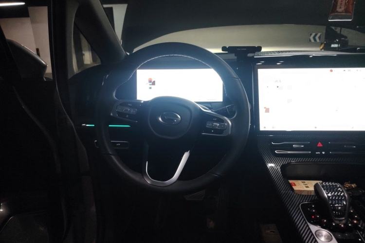 Used GAC Trumpchi M8 2024 Master Series 400T Ultimate Edition Steering Wheel