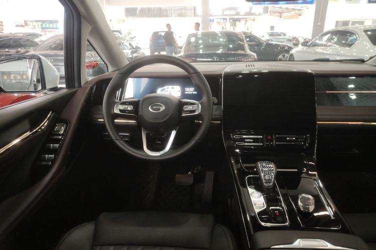 Used GAC Trumpchi M8 2024 Master Series 400T Ultimate Edition Steering Wheel