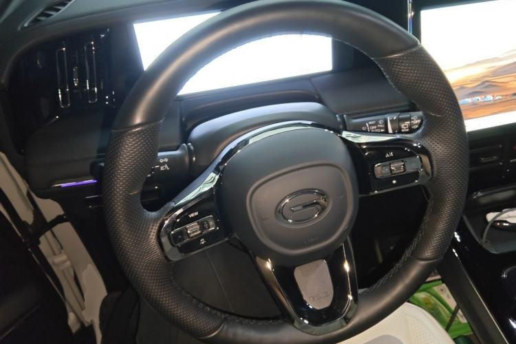 Used GAC Trumpchi M8 2024 Zongshi Series 400T Pioneer Edition Steering Wheel