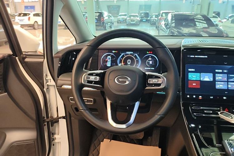 Used GAC Trumpchi M8 2024 Master Series 400T Ultimate Edition Steering Wheel