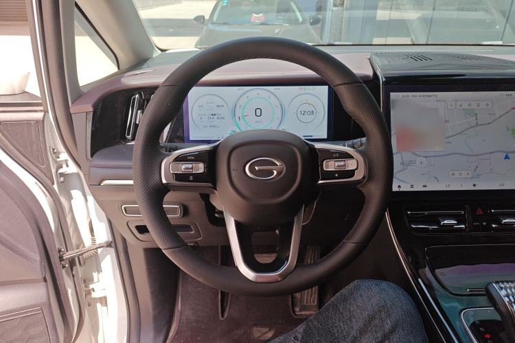 Used GAC Trumpchi M8 2024 Master Series 400T Ultimate Edition Steering Wheel