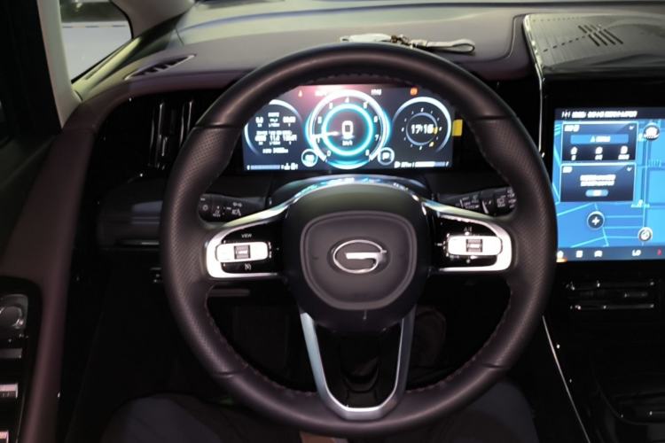 Used GAC Trumpchi M8 2024 Master Series 400T Prestige Edition Steering Wheel
