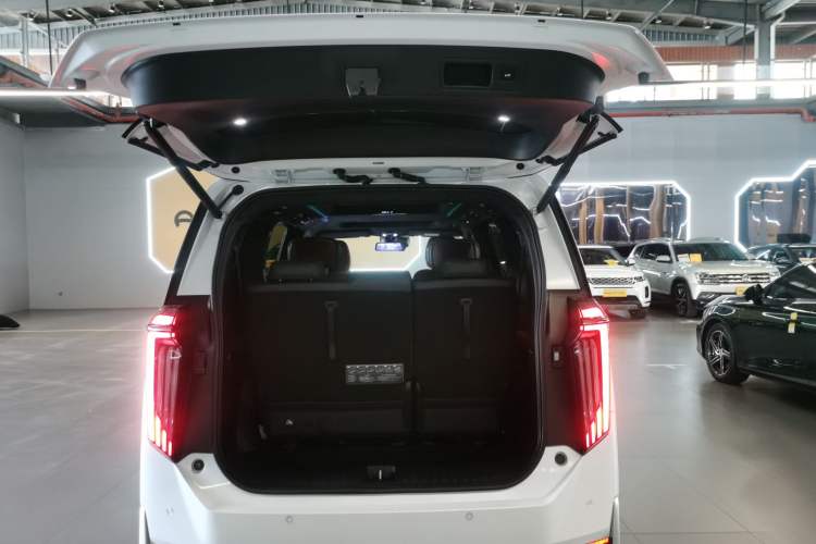 Used GAC Trumpchi M8 2024 Zongshi Series 400T Pioneer Edition Trunk