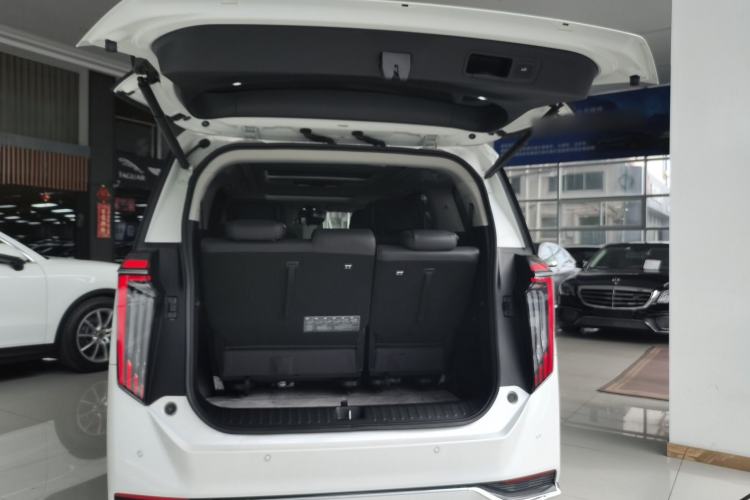 Used GAC Trumpchi M8 2024 Master Series 400T Prestige Edition Trunk