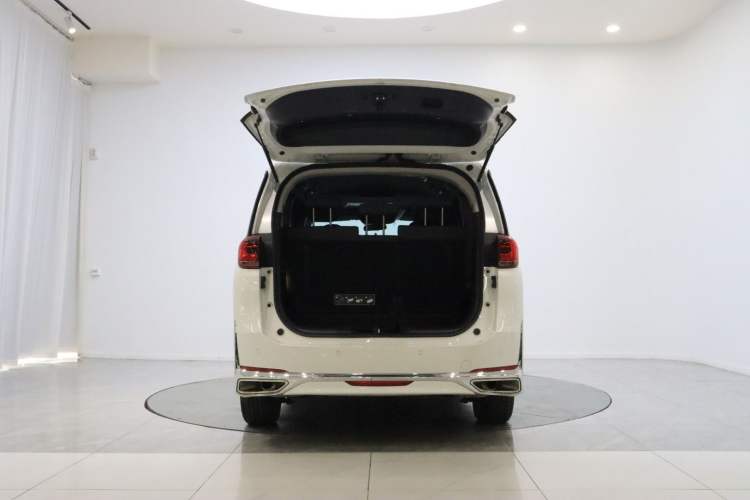 Used GAC Trumpchi M8 2024 Lingxiu Series 390T Luxury Edition Trunk