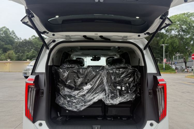Used GAC Trumpchi M8 2024 Master Series 400T Ultimate Edition Trunk