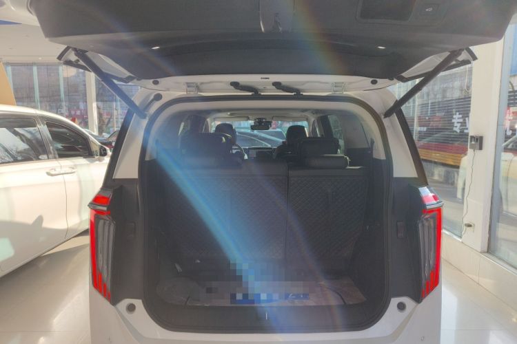 Used GAC Trumpchi M8 2024 Master Series 400T Ultimate Edition Trunk